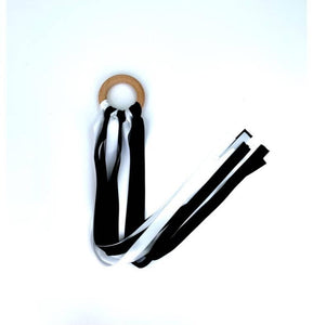 Sensory monochrome ribbon ring